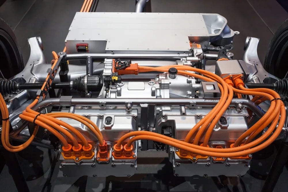 Hệ thống điều khiển động cơ ECM (Engine Control Module) là một trong những thành phần chính của hệ thống điện và điện tử ô tô.