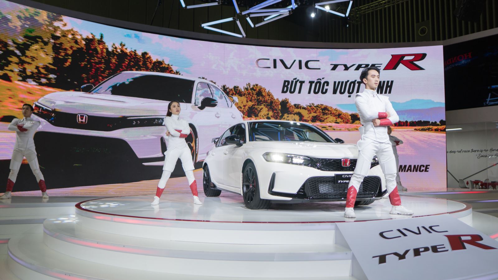 Honda CIVIC TYPE R ra mắt tại Việt Nam ngày 26/10/2022 tại Vietnam Motor Show 2022
