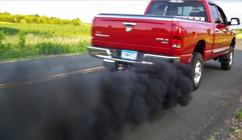 Xe máy dầu thường bị bệnh ra khói đen hơn