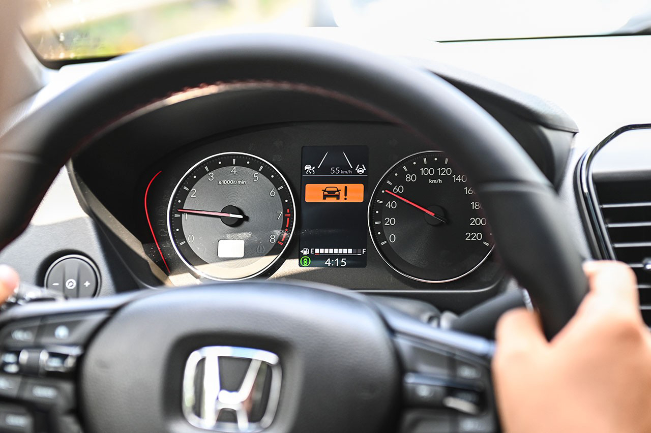 Cảnh báo của tính năng CMBS trên Honda CITY bản nâng cấp
