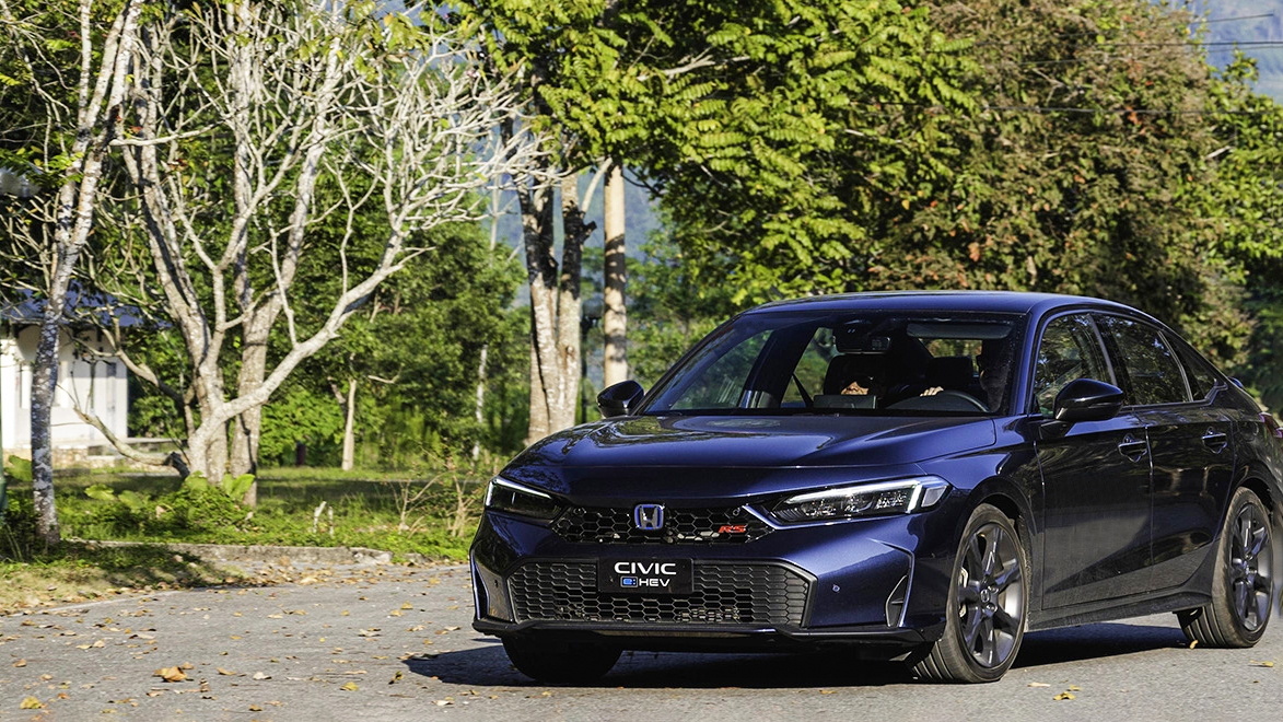 Màu sắc đặc trưng của phiên bản Honda CIVIC e:HEV RS