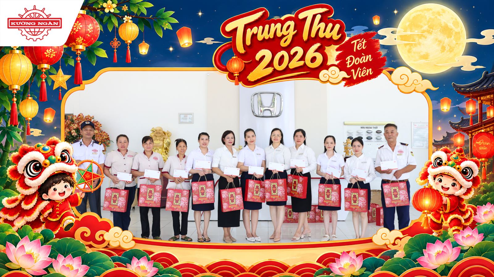 Tặng quà Trung Thu cho CBNV phòng Kế toán tổng hợp