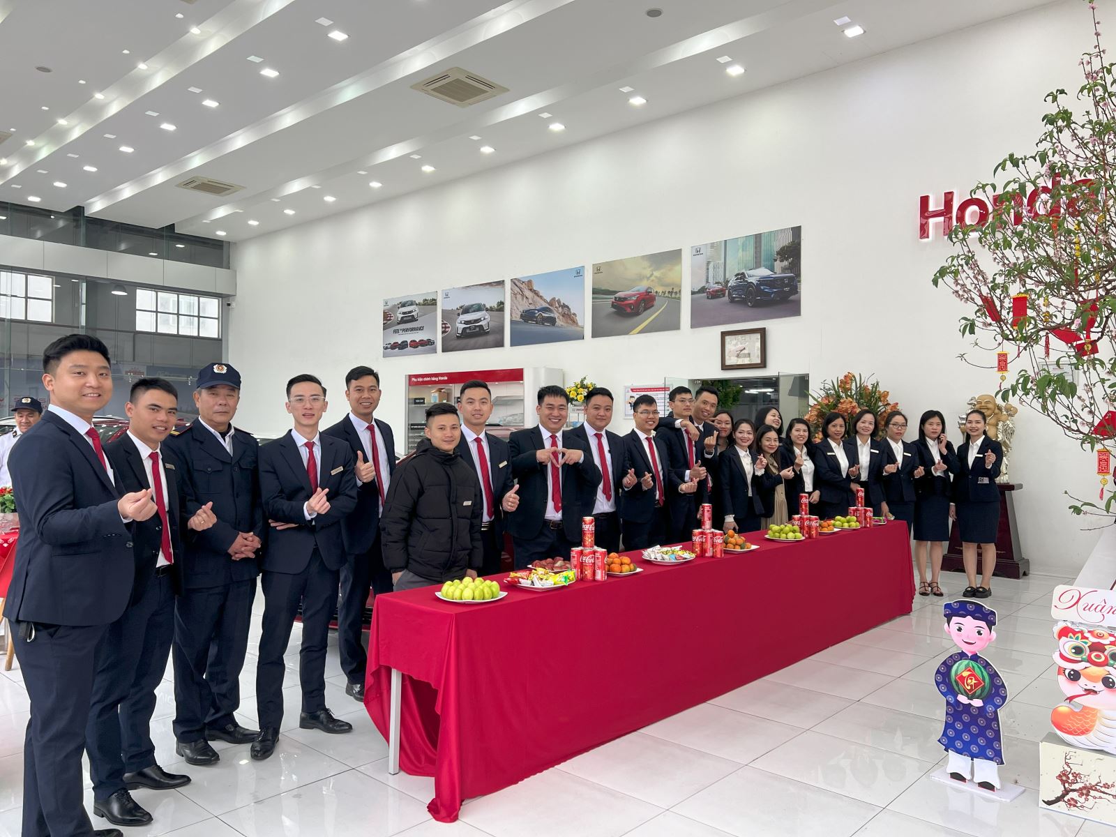 CBNV Đại lý trong buổi lễ Khai Xuân