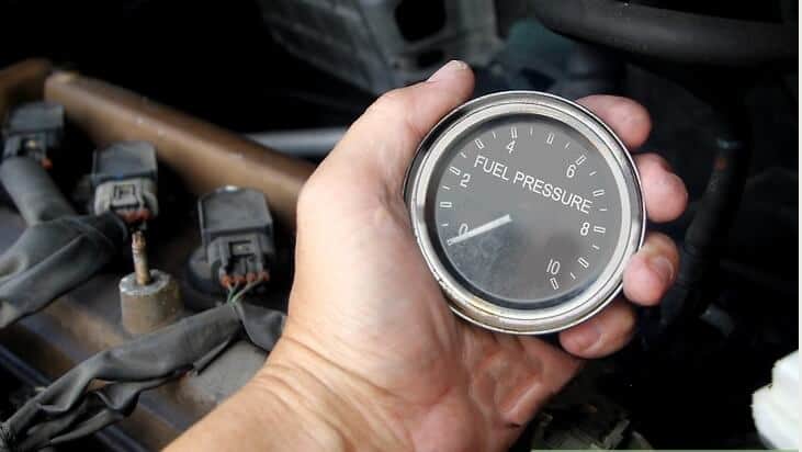 Kiểm tra áp suất nhiên liệu 