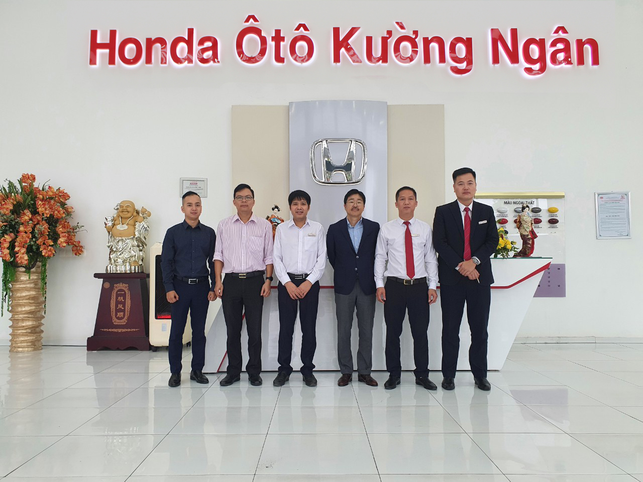 Honda Ôtô Thái Bình-Hoàng Diệu vinh dự đón tiếp Giám đốc lĩnh vực kinh doanh Ôtô Honda Việt Nam về thăm và làm việc tại Đại lý.