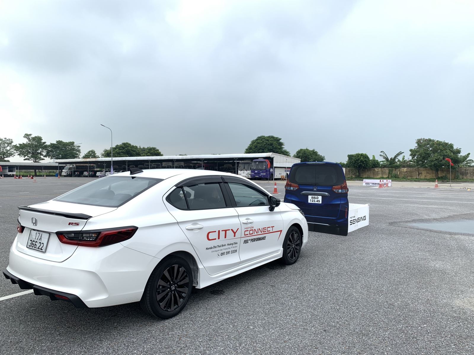 Trải nghiệm tính năng an toàn CMBS của Honda SENSING trên Honda CITY trong chương trình Feel The Performance