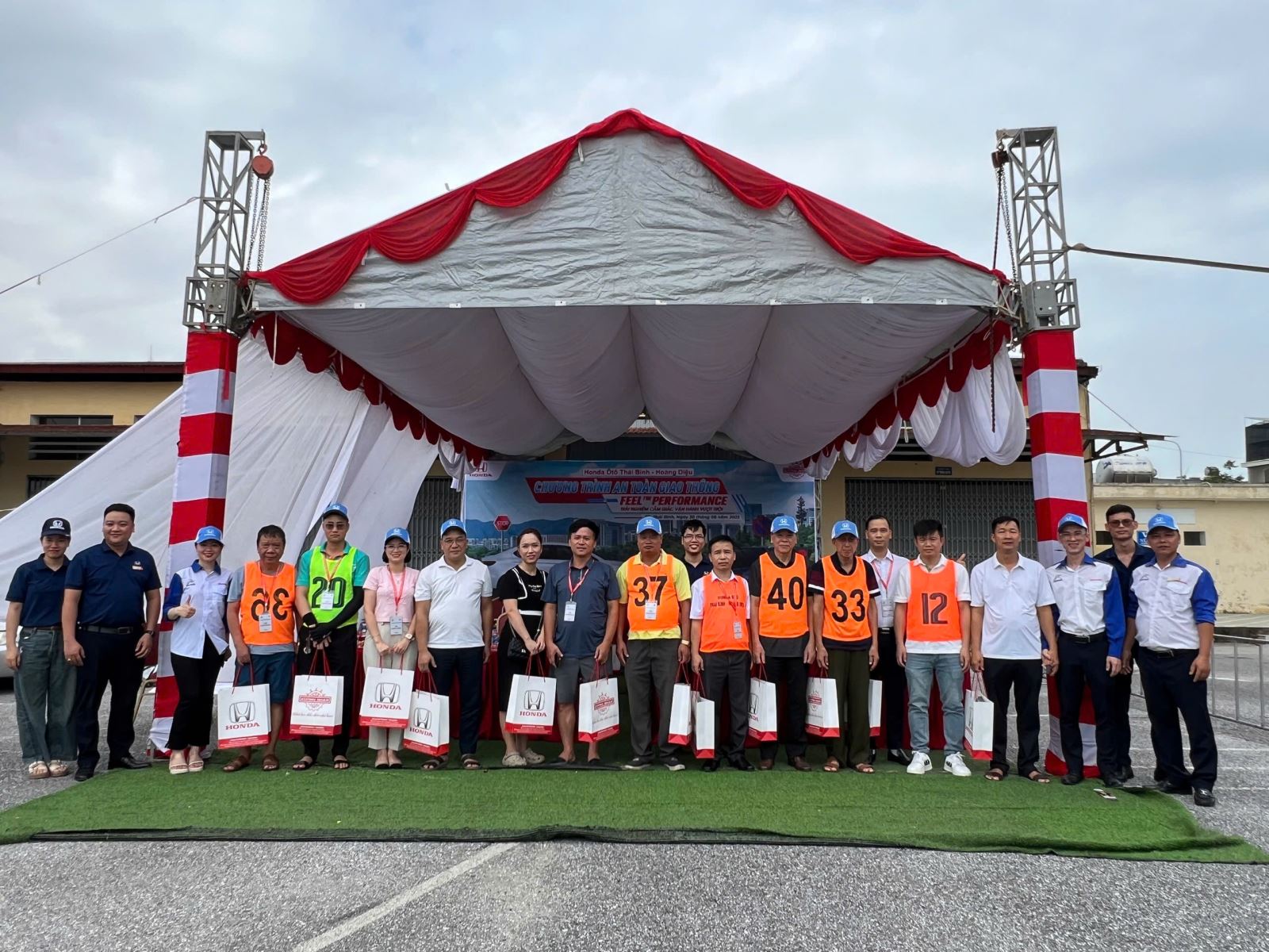 Tham dự chương trình Feel The Performance cùng Honda Ôtô Thái Bình - Hoàng Diệu để được trải nghiệm và ưu đãi đặc biệt khi mua xe