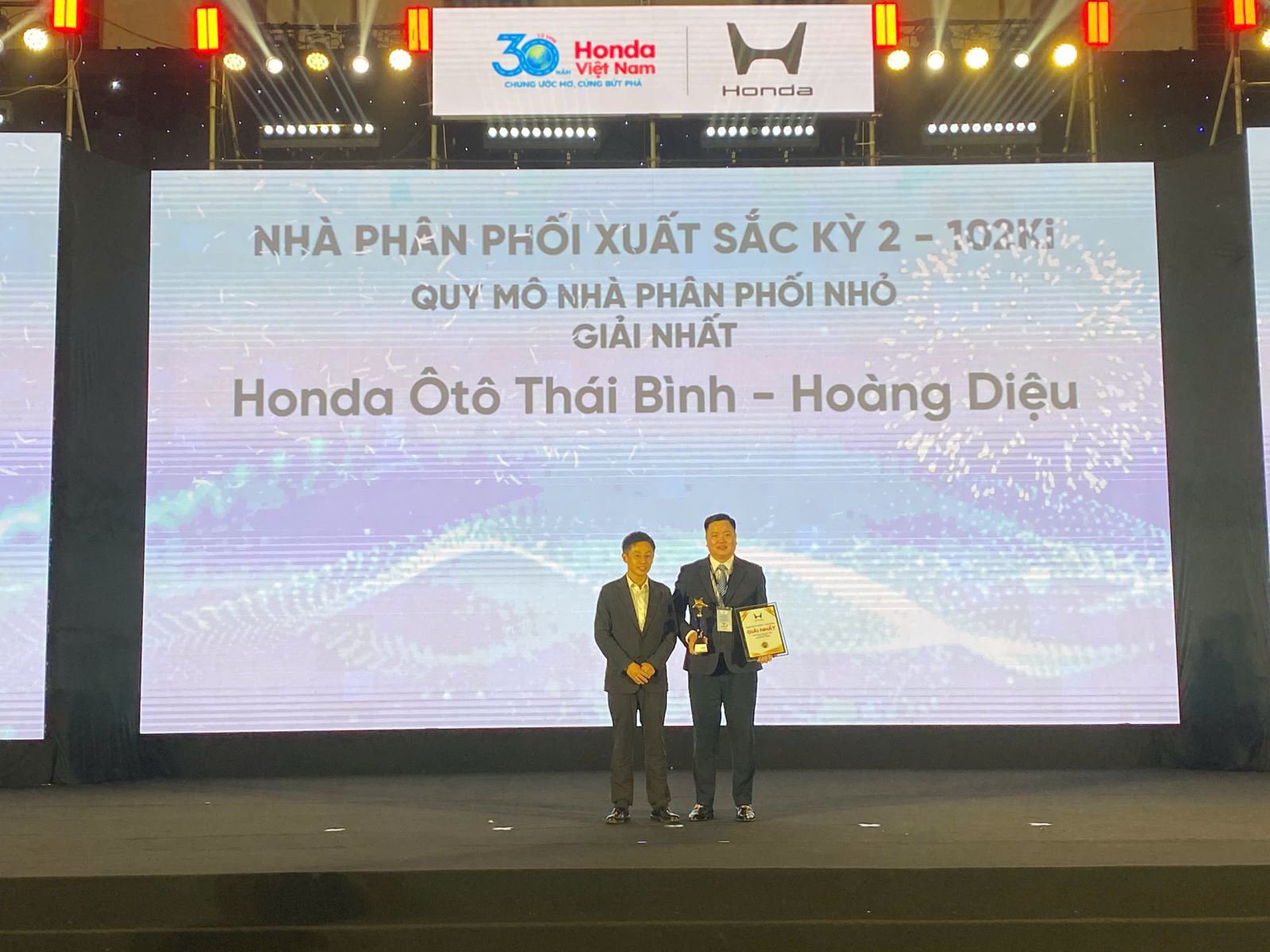 Giải nhất NPP xuất sắc kỳ 2 - 102Ki